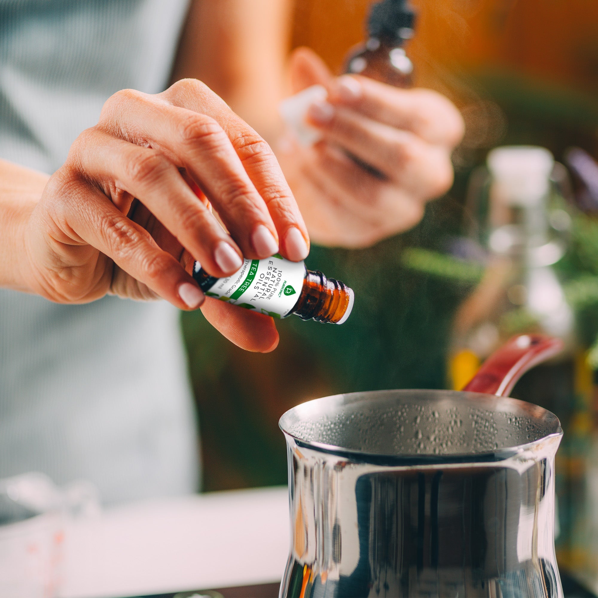 100% Pure & Natural Tea Tree Essential Oils by Pursonic