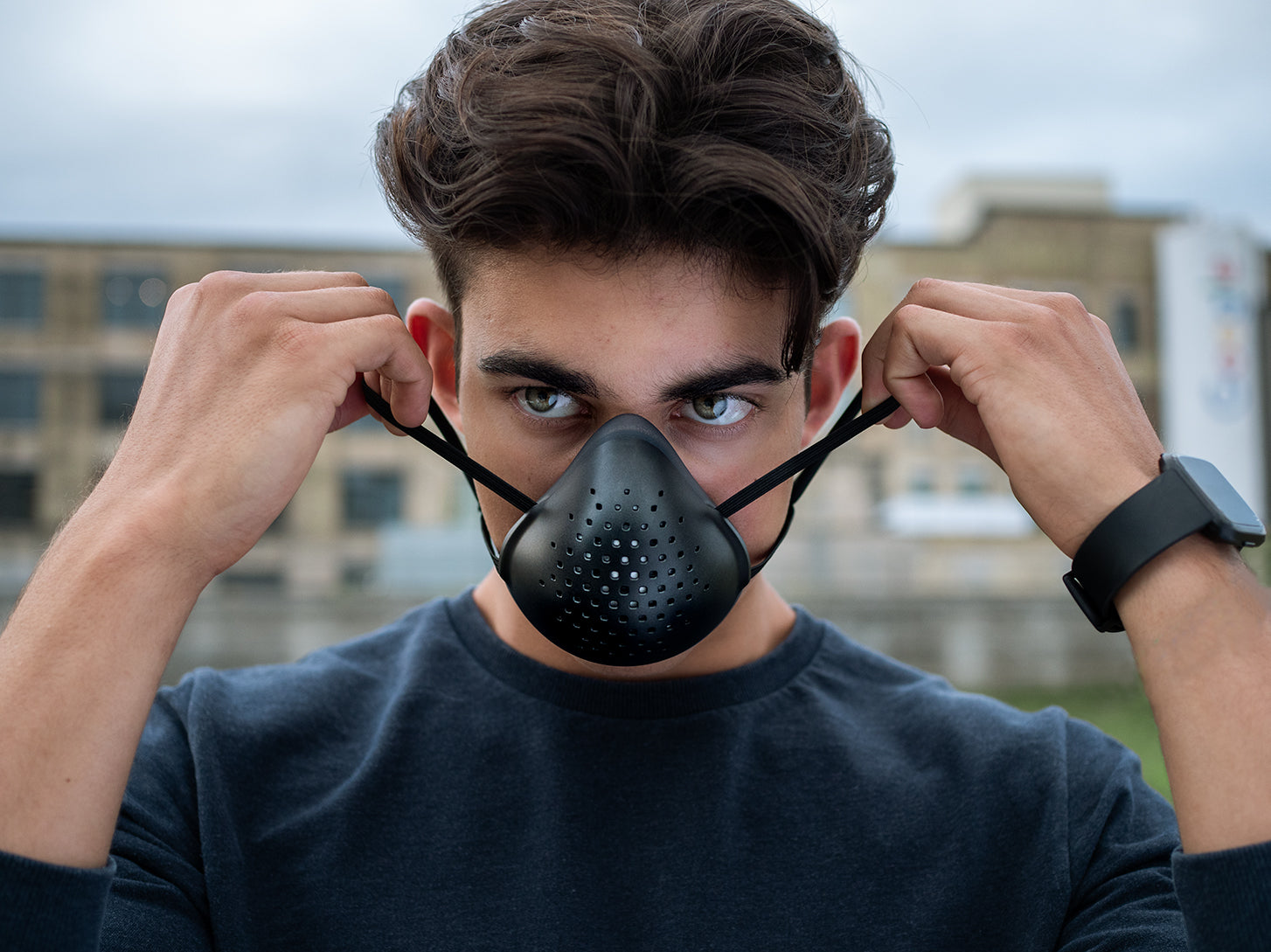 O2 Curve Shell - Black by O2Canada.com