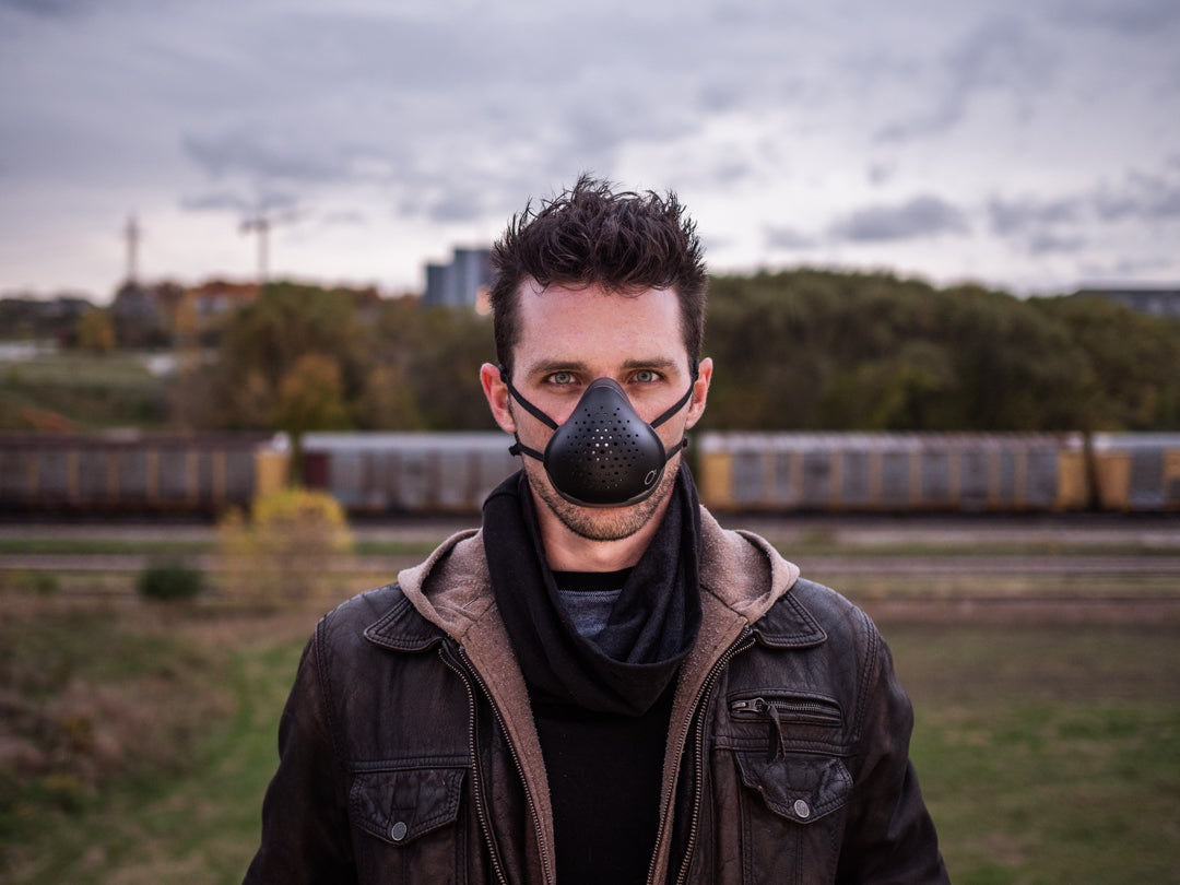 O2 Curve Shell - Black by O2Canada.com