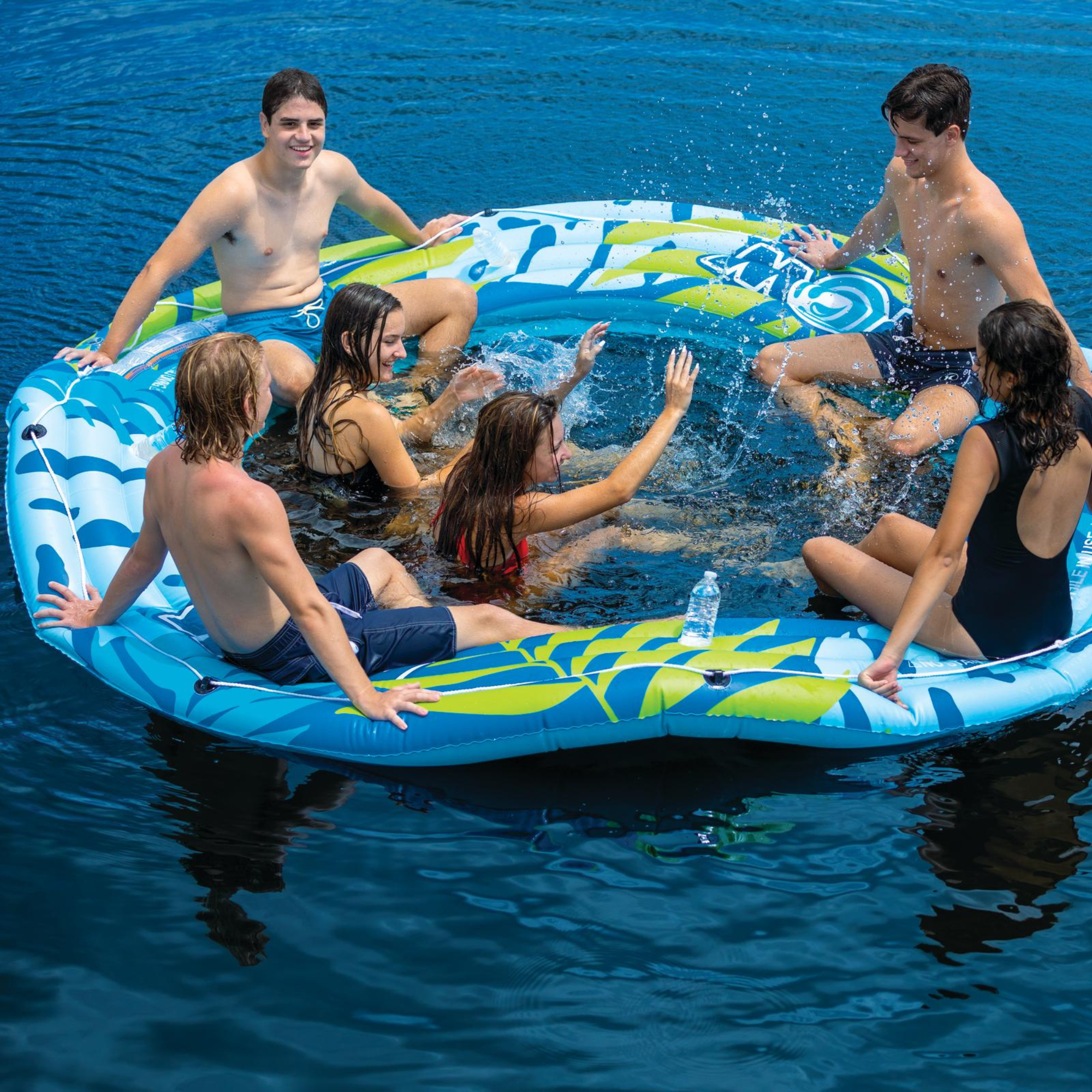 WOW Sports Aqua Haven 10ft Round Hammock by Jupiter Gear