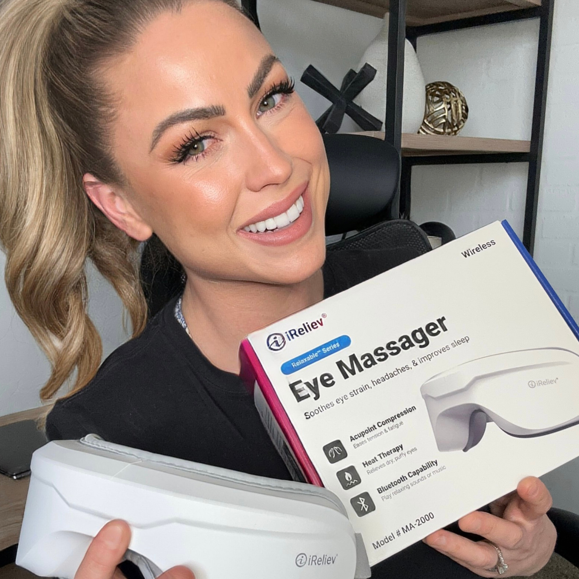Relaxable™ Eye Massager with Heat by PlayMakar