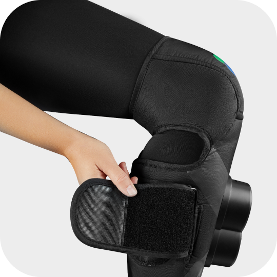 XPRESS Knee Compression and Heat by PlayMakar