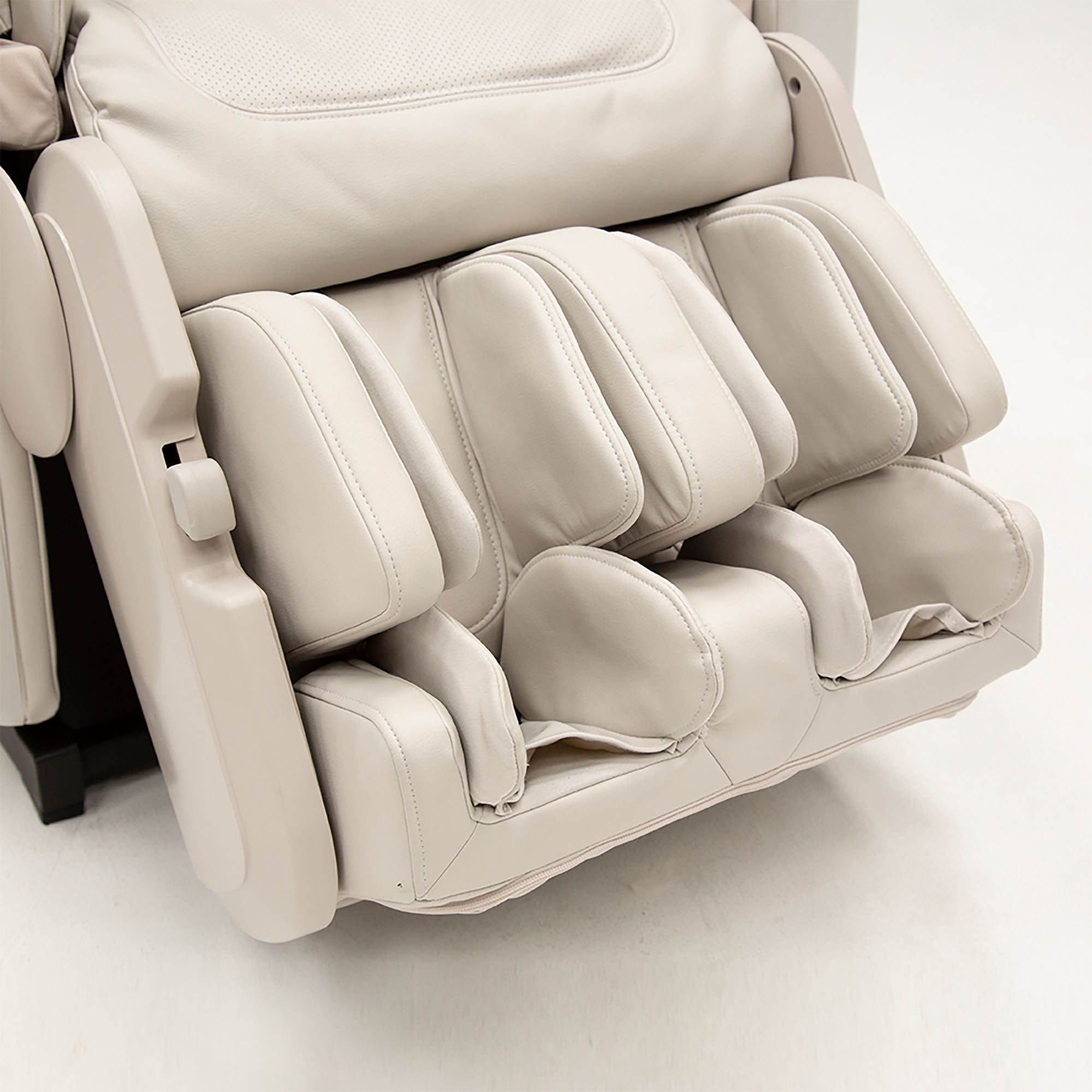Synca Kagra 4D Premium Massage Chair - Best Body Massage Chair